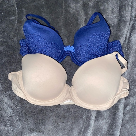 3 Bras - Picture 2 of 4